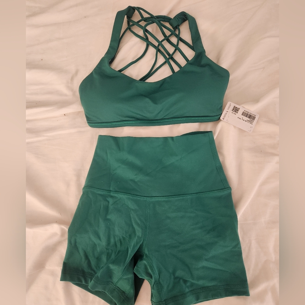 Lululemon Athletica Cascadia Green Sports Bra and Shorts Set